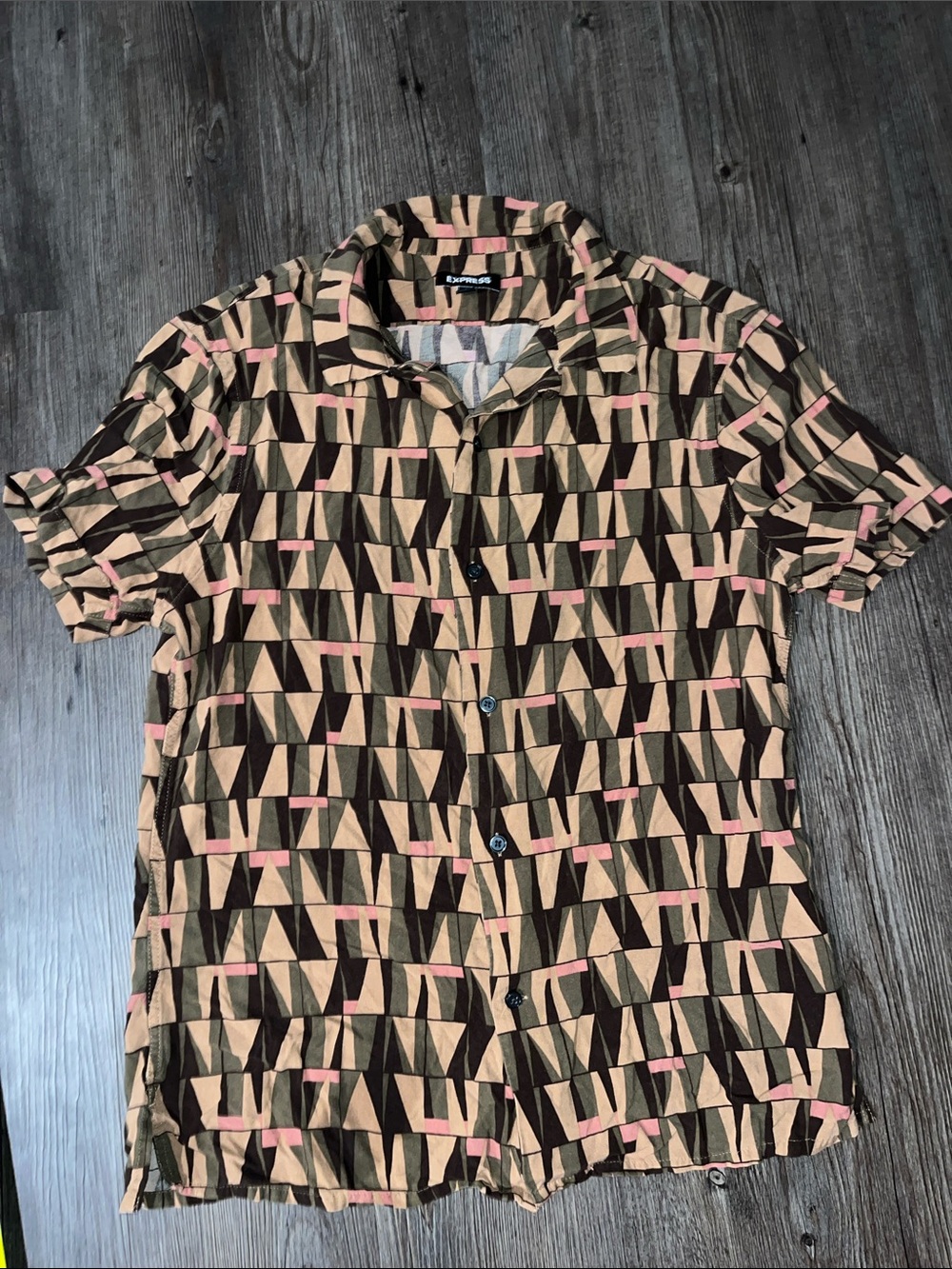 EXPRESS Geometric Short-Sleeve Button-Up Shirt